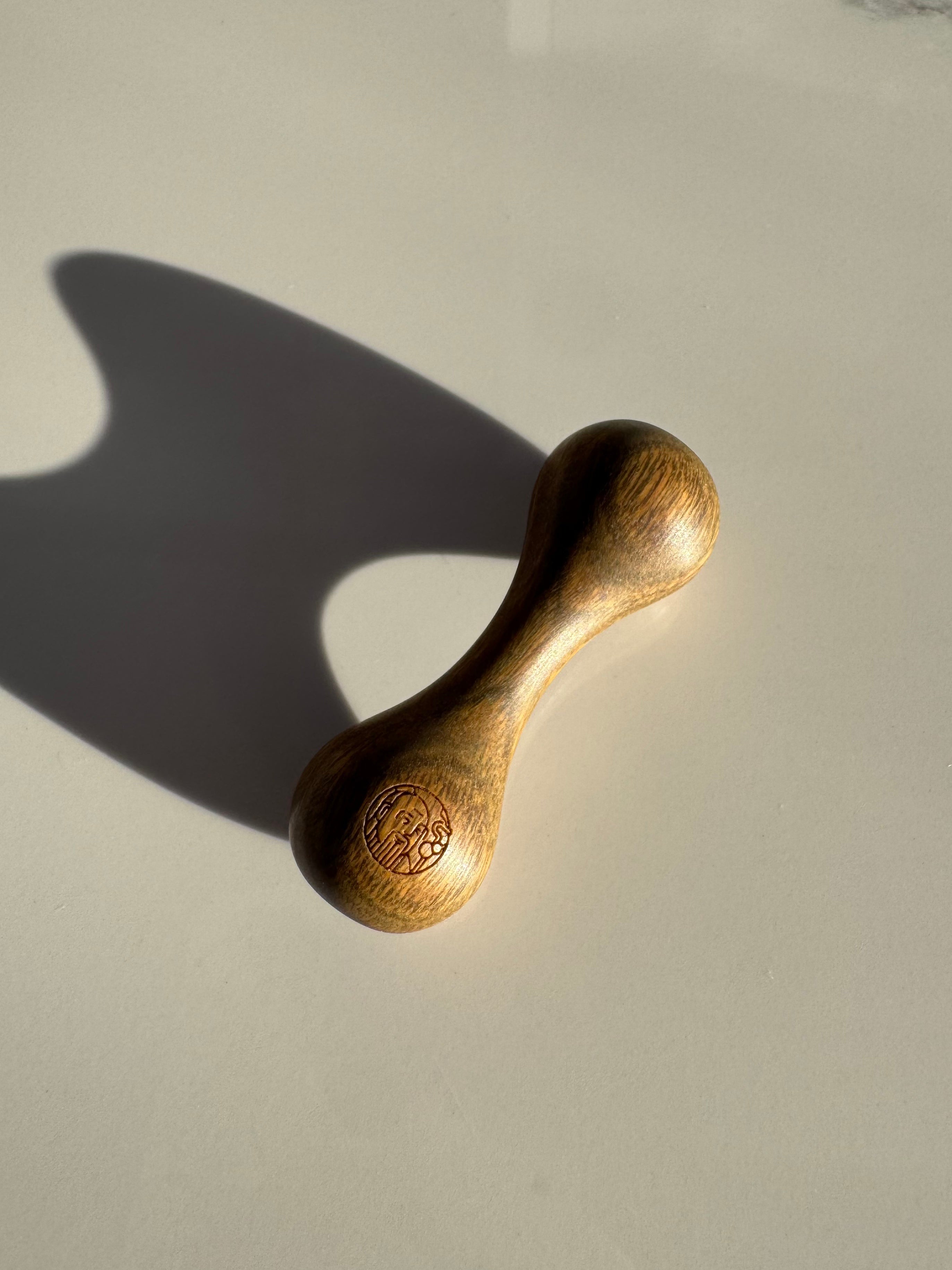 Sandalwood Fingertip Wellness & Recovery Roller