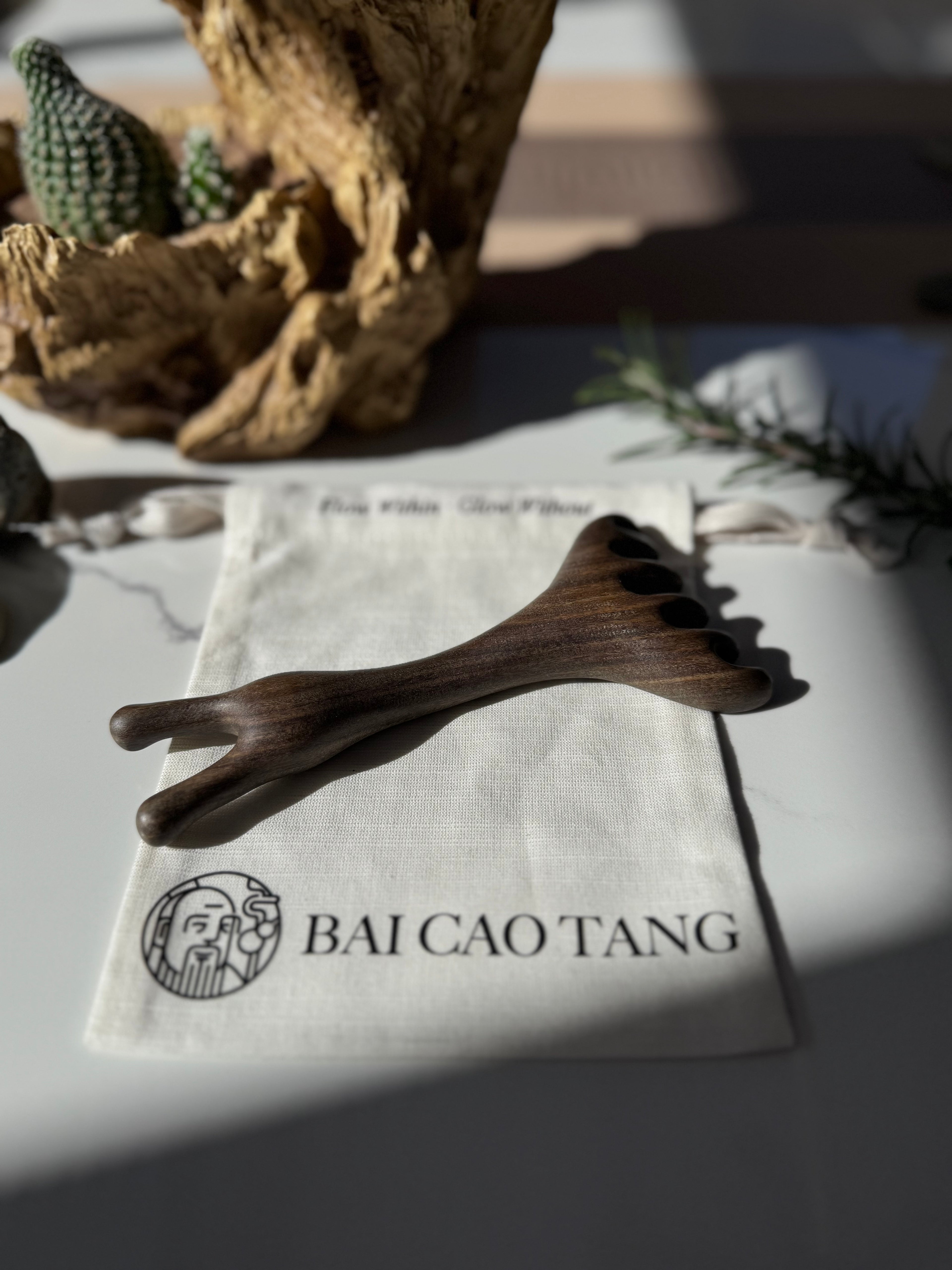 Sandalwood Antler Dual-End Face & Scalp Massagerg Tool