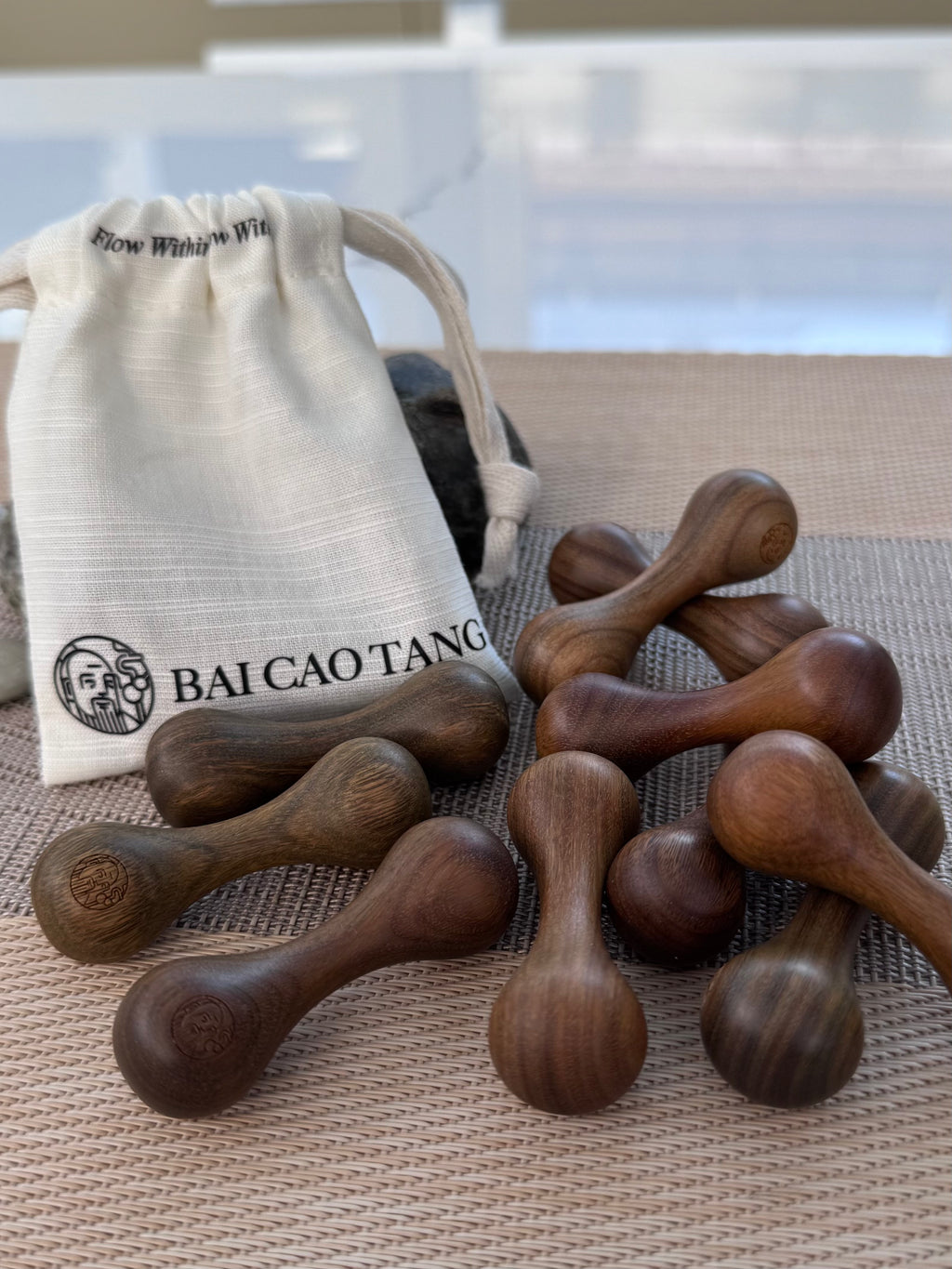 Sandalwood Fingertip Wellness & Recovery Roller